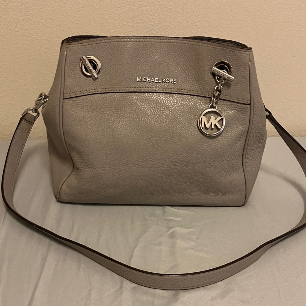 Michael Kors Jet Set Chain Legacy